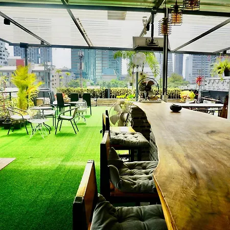 Silom Soi 3 Hash Apartment Hip And Funky With Rooftop View Bangkok Exterior photo