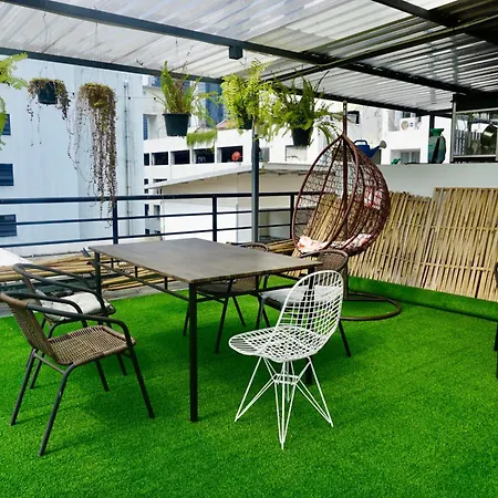 Silom Soi 3 Hash Apartment Hip And Funky With Rooftop View Bangkok Exterior photo