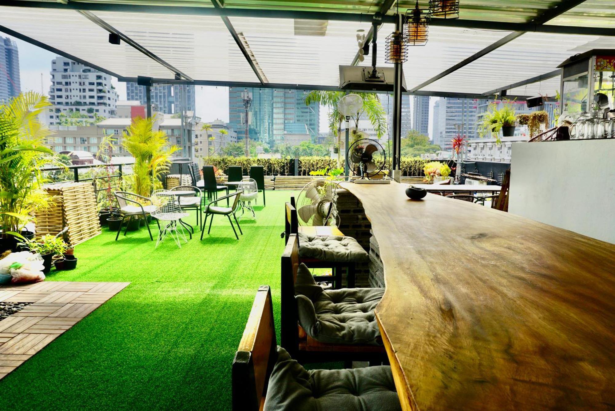 Appartamento Silom Soi 3 Hash Hip And Funky With Rooftop View Bangkok